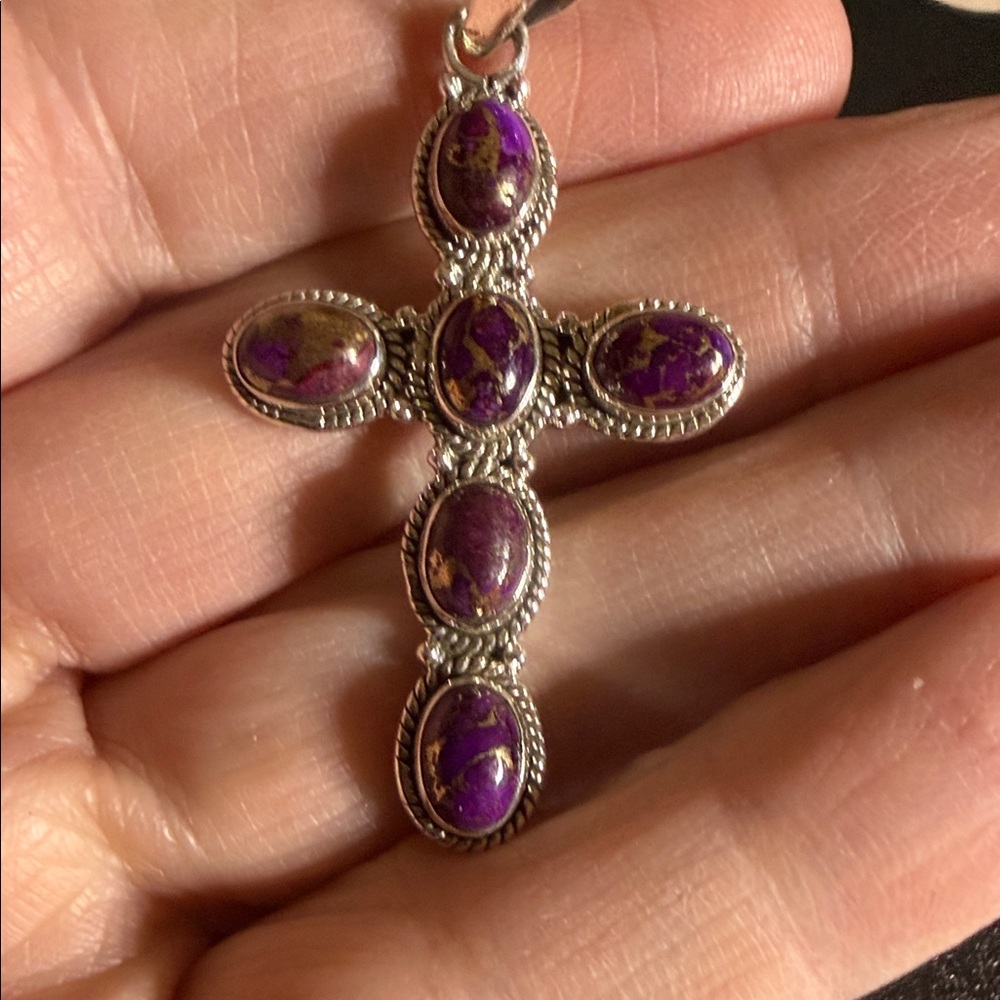 Beautiful Purple Mojave Turquoise Cross Pendent
.925 Sterling Silver - Picture 4 of 5